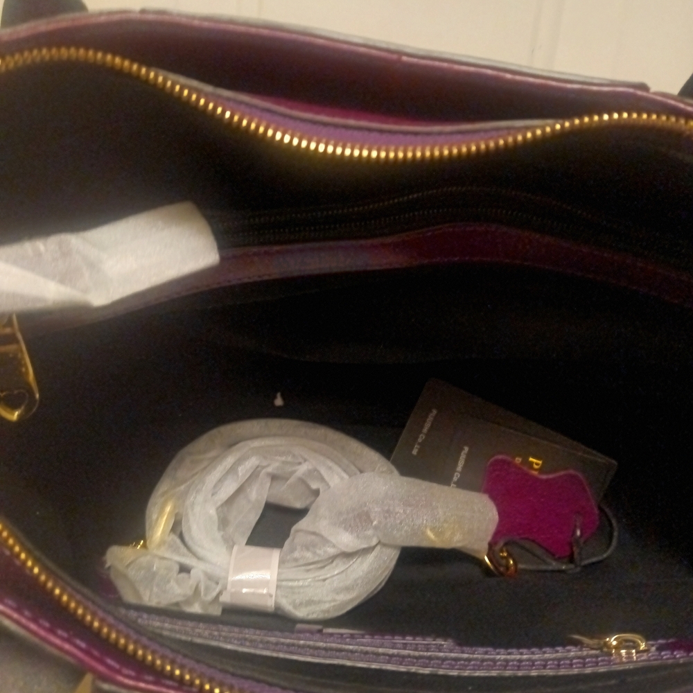 NWT Pijushi Crocodile Embossed Leather - Picture 3 of 7